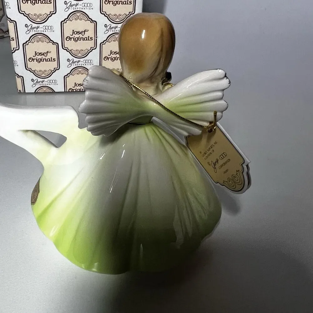 Vtg Josef Originals 7 Year Old Birthday Angel Figurine Doll with Original Box